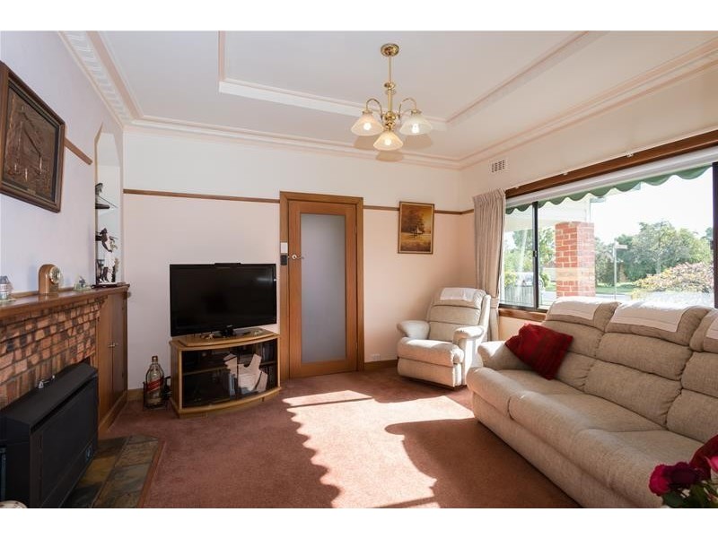 12 Main Street, Nar Nar Goon VIC 3812