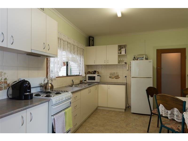 12 Main Street, Nar Nar Goon VIC 3812