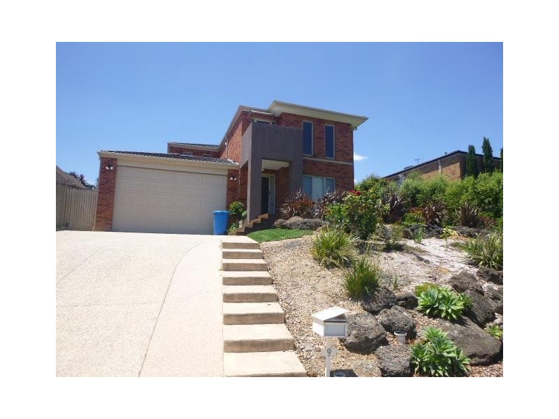 9 Ellesse Way, Berwick VIC 3806