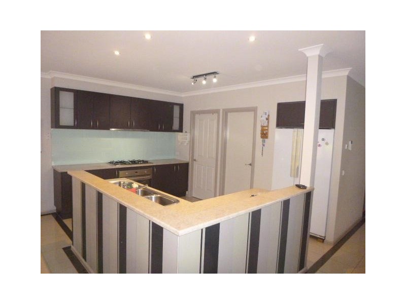 9 Ellesse Way, Berwick VIC 3806