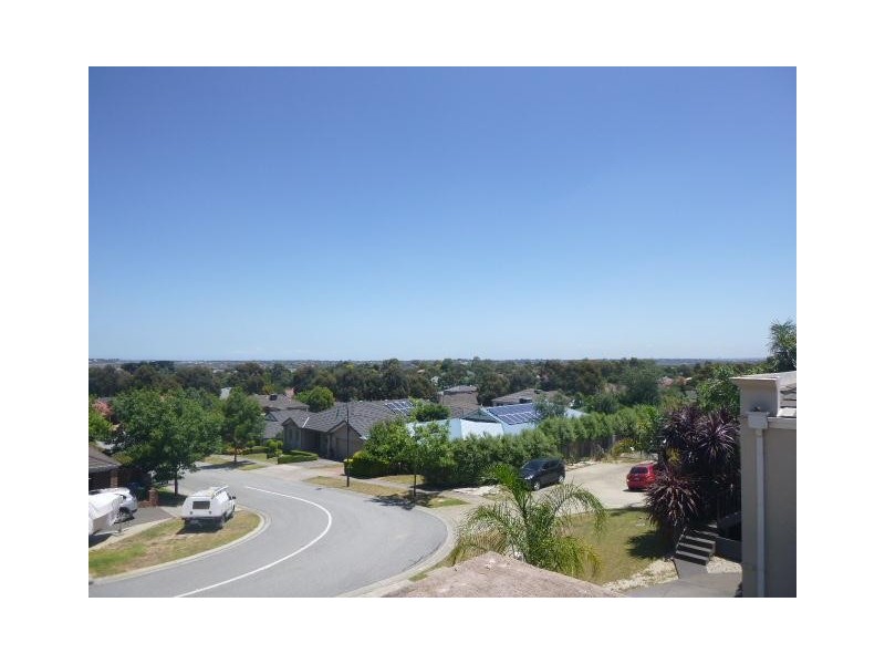 9 Ellesse Way, Berwick VIC 3806