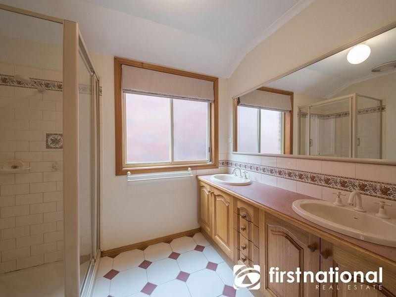 144 Telford Drive, Berwick VIC 3806