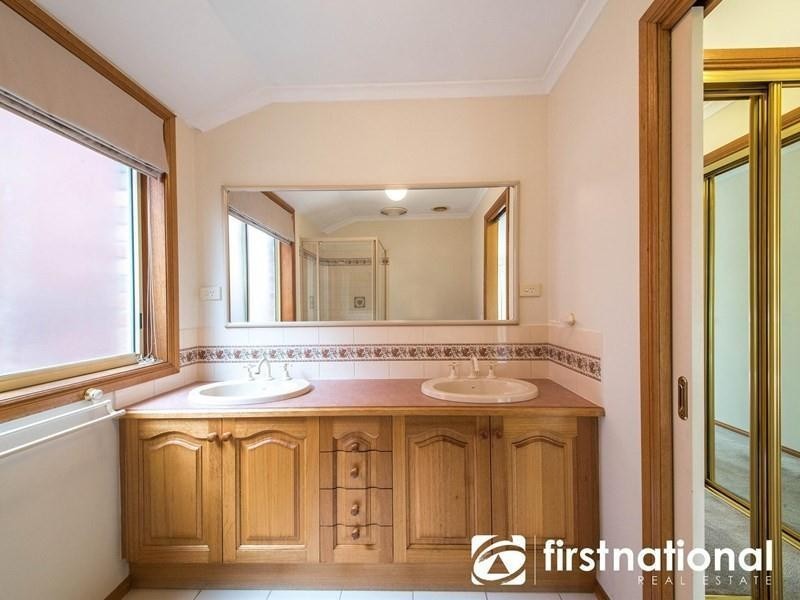 144 Telford Drive, Berwick VIC 3806