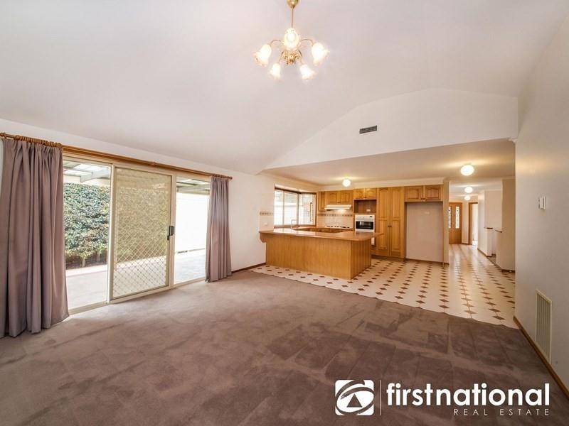 144 Telford Drive, Berwick VIC 3806