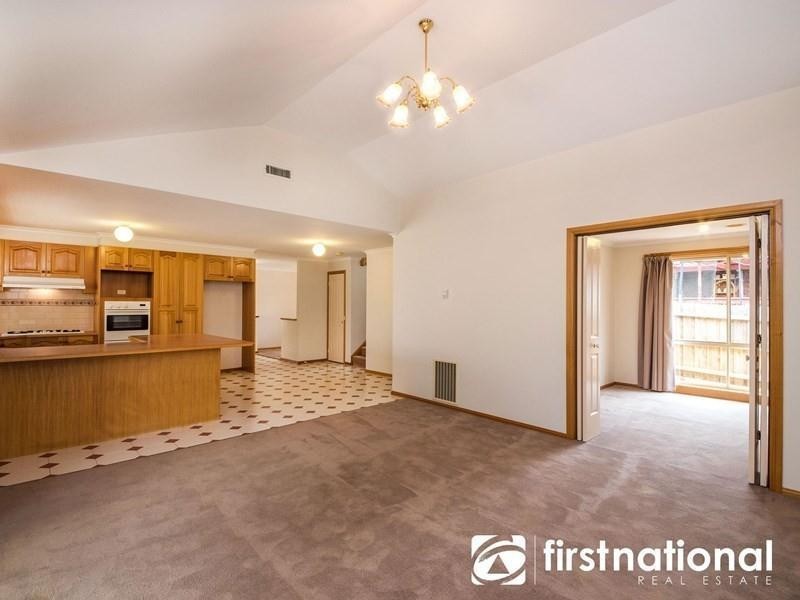 144 Telford Drive, Berwick VIC 3806