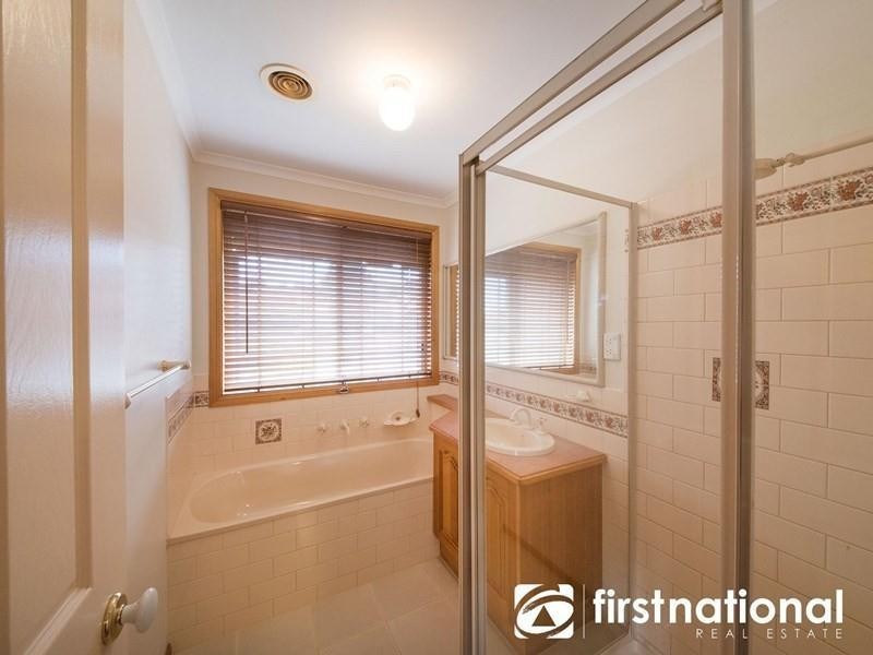 144 Telford Drive, Berwick VIC 3806