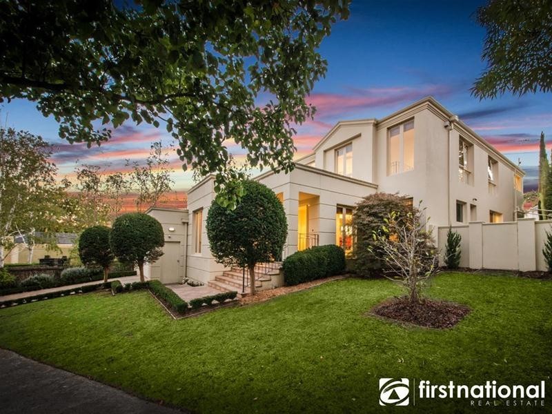 27-29 Quarry Hills Drive, Berwick VIC 3806