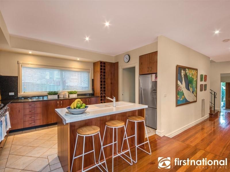 27-29 Quarry Hills Drive, Berwick VIC 3806