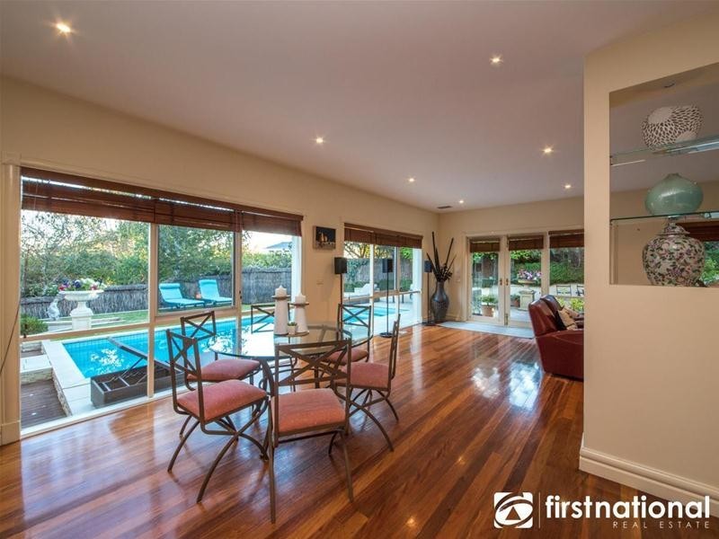 27-29 Quarry Hills Drive, Berwick VIC 3806