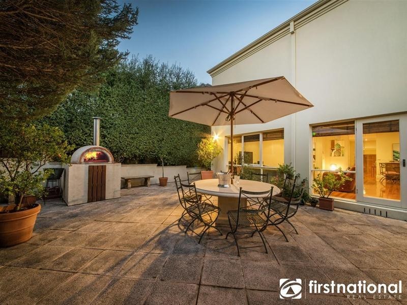 27-29 Quarry Hills Drive, Berwick VIC 3806