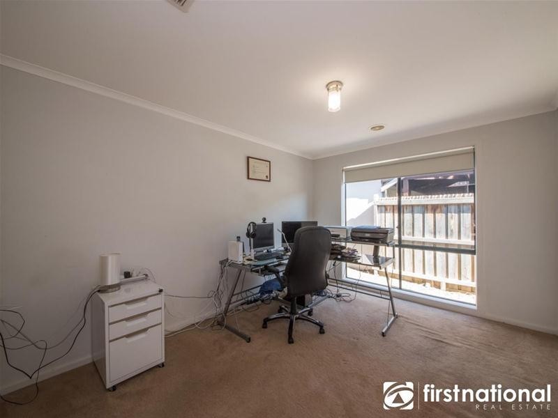 5 Suffolk Court, Cranbourne North VIC 3977