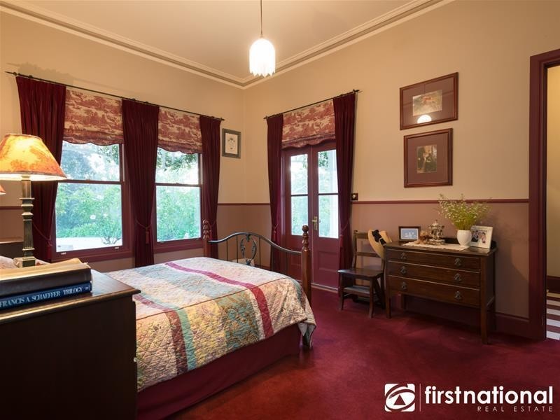 15 Montuna Grove, Guys Hill VIC 3807