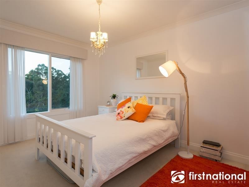 15 Montuna Grove, Guys Hill VIC 3807