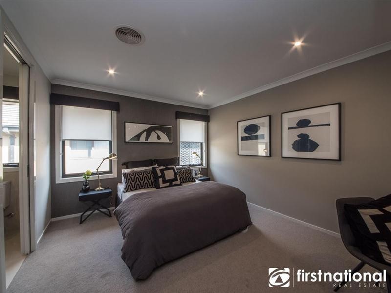 282 Alisma Boulevard, Cranbourne North VIC 3977