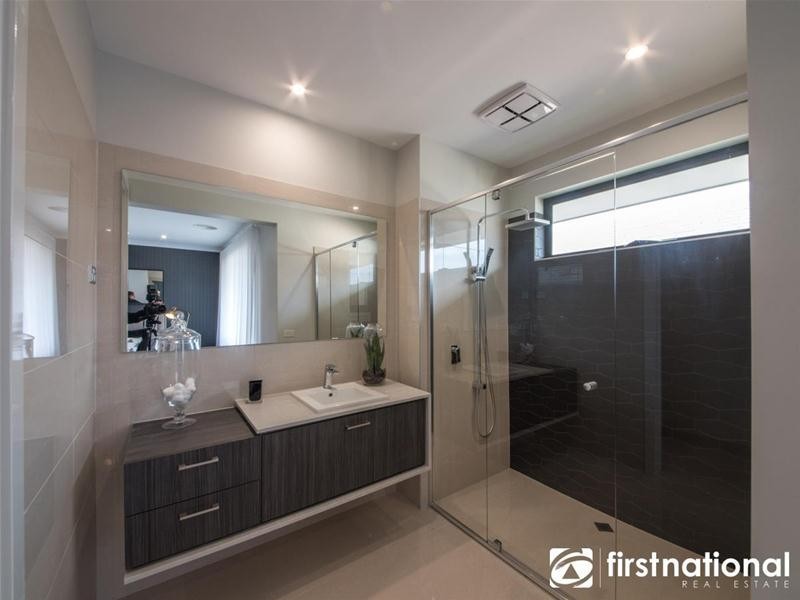 282 Alisma Boulevard, Cranbourne North VIC 3977