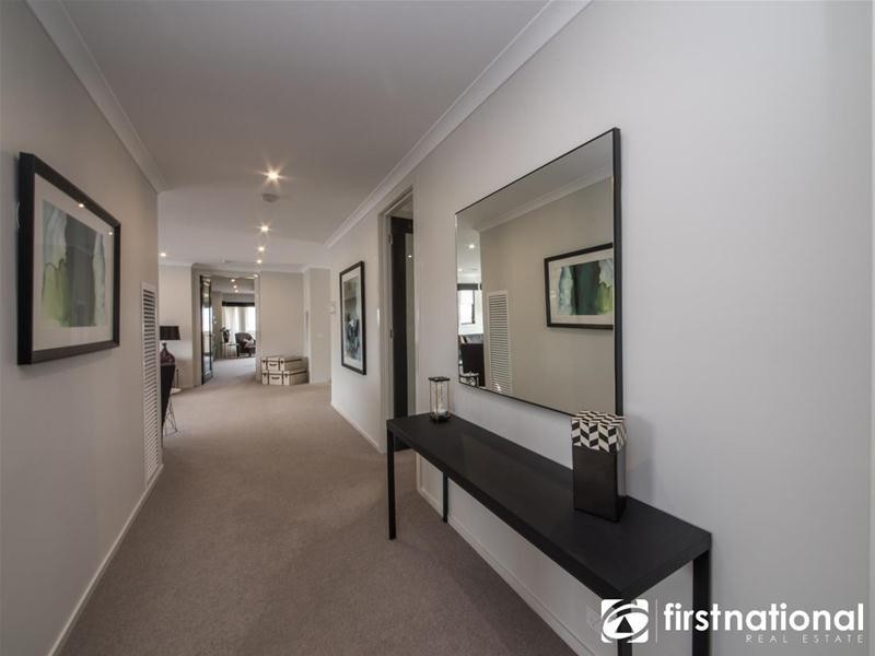282 Alisma Boulevard, Cranbourne North VIC 3977