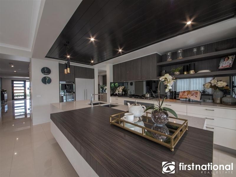 282 Alisma Boulevard, Cranbourne North VIC 3977