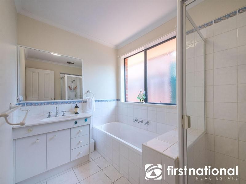 10 Wisteria Court, Pakenham VIC 3810