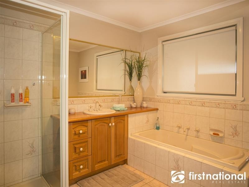 1 Jacques Road, Narre Warren North VIC 3804