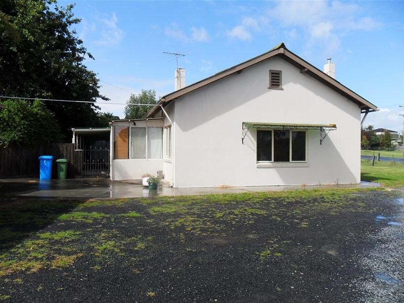 362 Pound Road, Narre Warren South VIC 3805