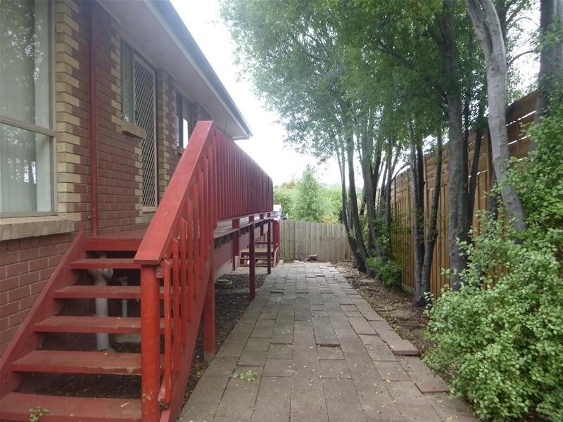 2/11 Landor Court, Narre Warren VIC 3805