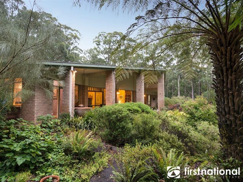570 Bourkes Creek Road, Pakenham Upper VIC 3810
