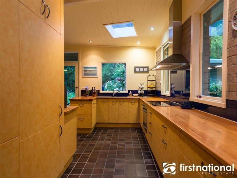 570 Bourkes Creek Road, Pakenham Upper VIC 3810