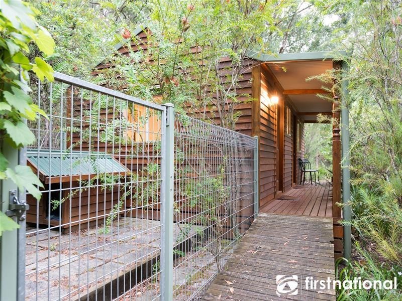 570 Bourkes Creek Road, Pakenham Upper VIC 3810