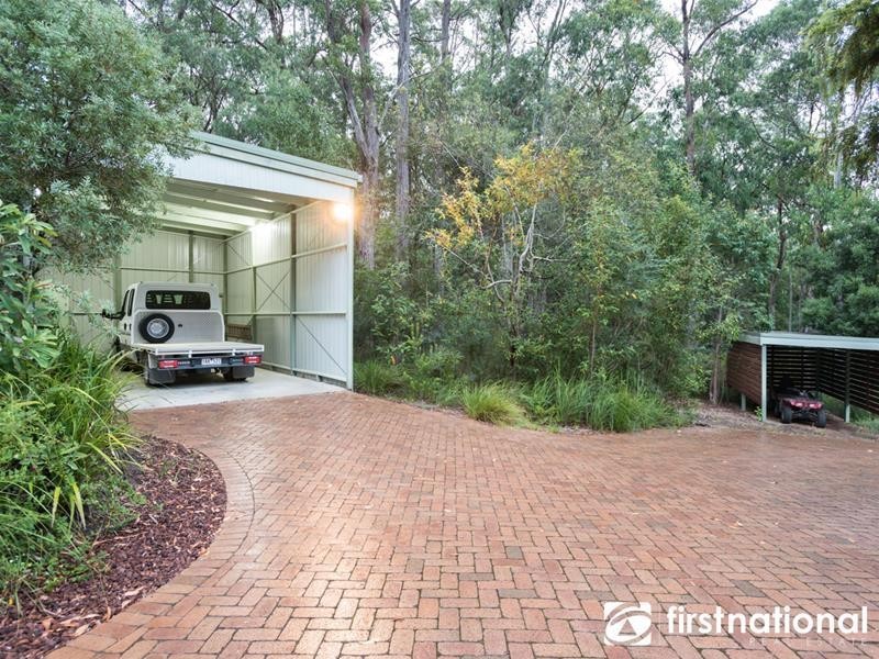 570 Bourkes Creek Road, Pakenham Upper VIC 3810