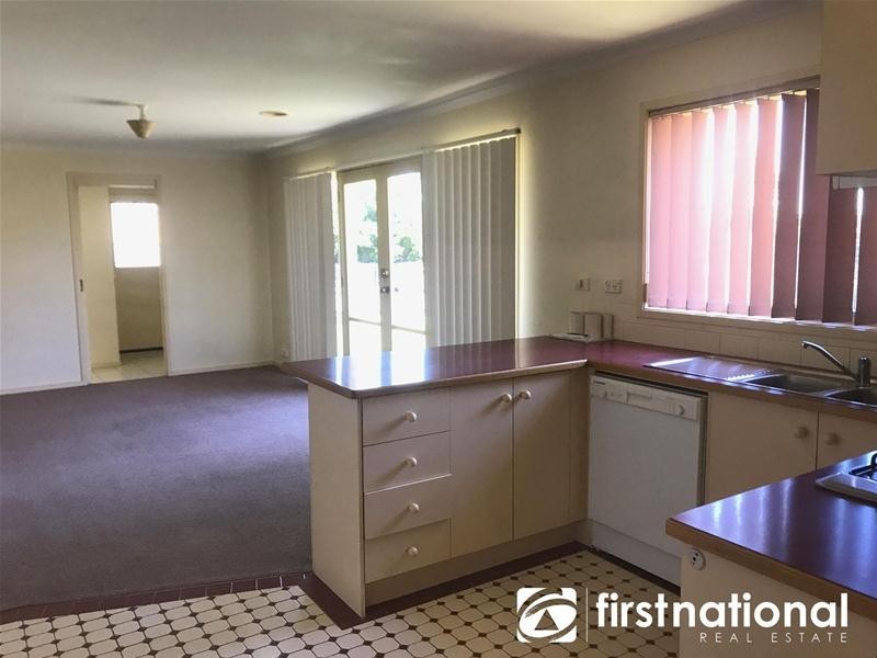 34 Garnet Close, Narre Warren VIC 3805