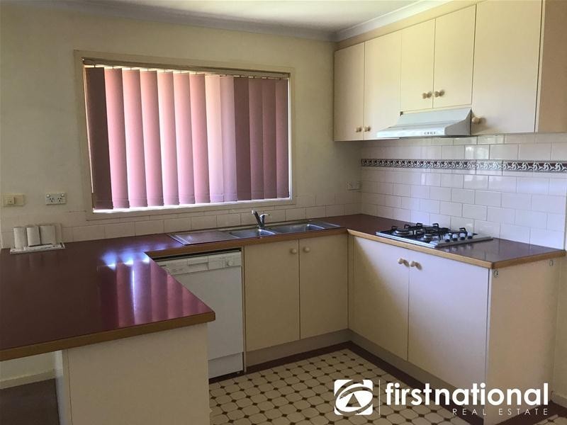 34 Garnet Close, Narre Warren VIC 3805