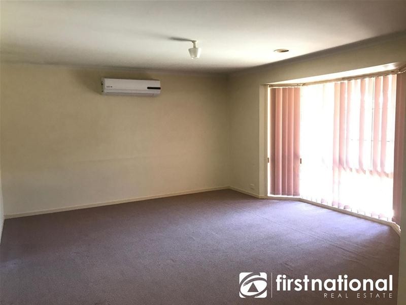 34 Garnet Close, Narre Warren VIC 3805