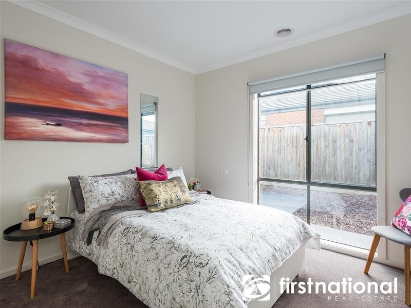 7 Devine Drive, Pakenham VIC 3810