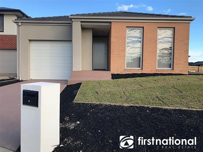 40 Hawkesbury Street, Pakenham VIC 3810