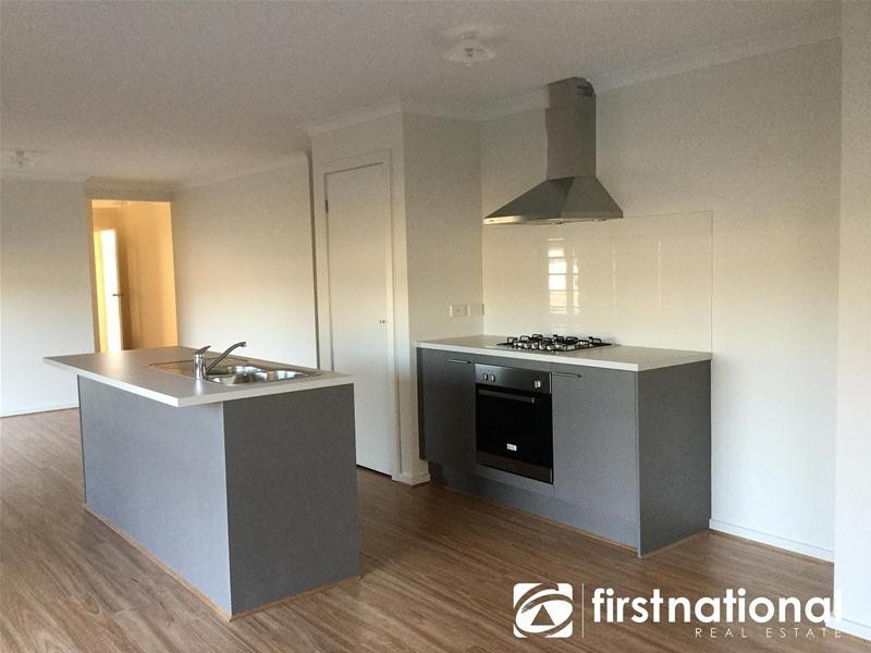 40 Hawkesbury Street, Pakenham VIC 3810