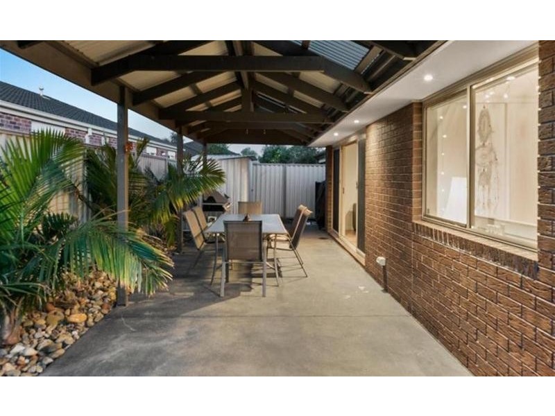 11 Celebration Circuit, Pakenham VIC 3810