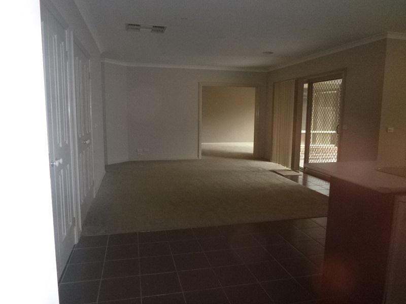 3 Middleton Grove, Berwick VIC 3806