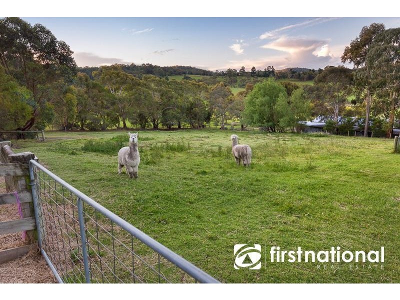 335 Thewlis Road, Pakenham Upper VIC 3810