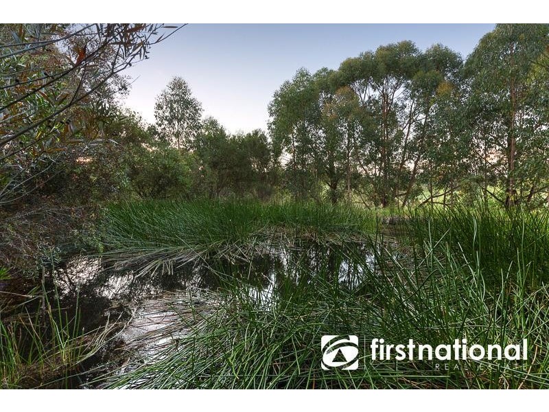 335 Thewlis Road, Pakenham Upper VIC 3810