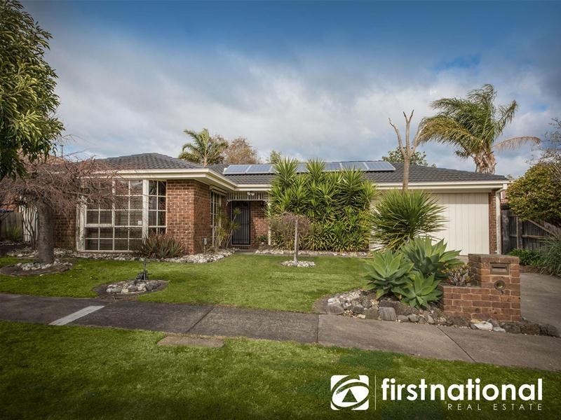 10 Oxenford Rise, Narre Warren South VIC 3805