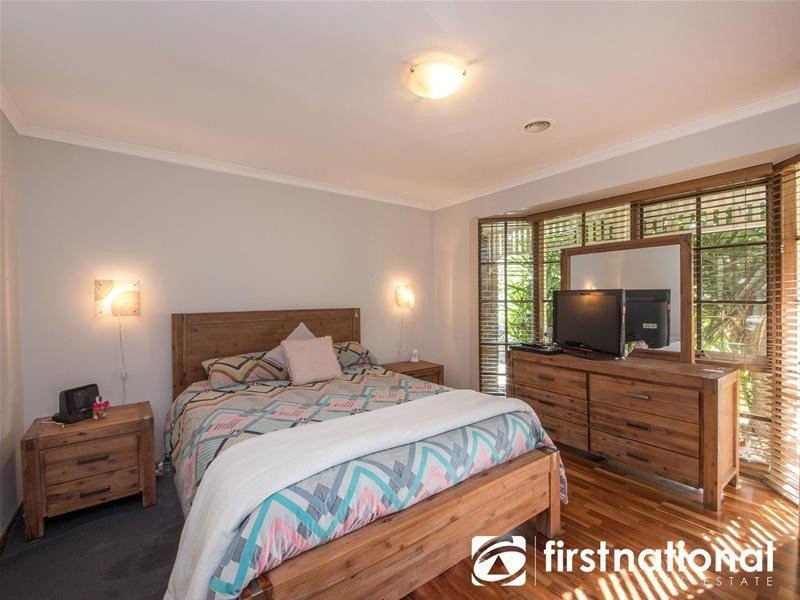 10 Oxenford Rise, Narre Warren South VIC 3805