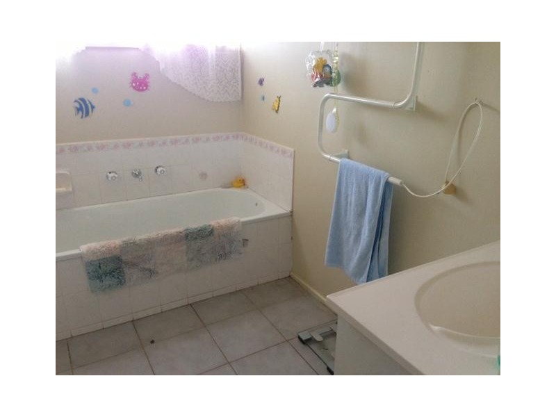 8 Festival Terrace, Berwick VIC 3806