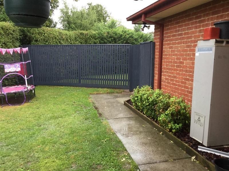 9 Claire Close, Pakenham VIC 3810