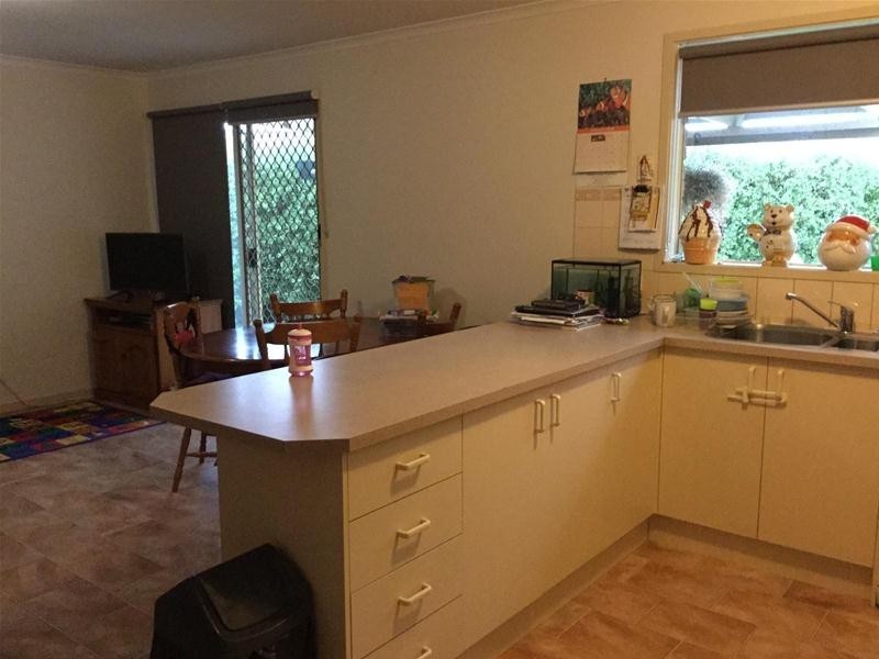 9 Claire Close, Pakenham VIC 3810