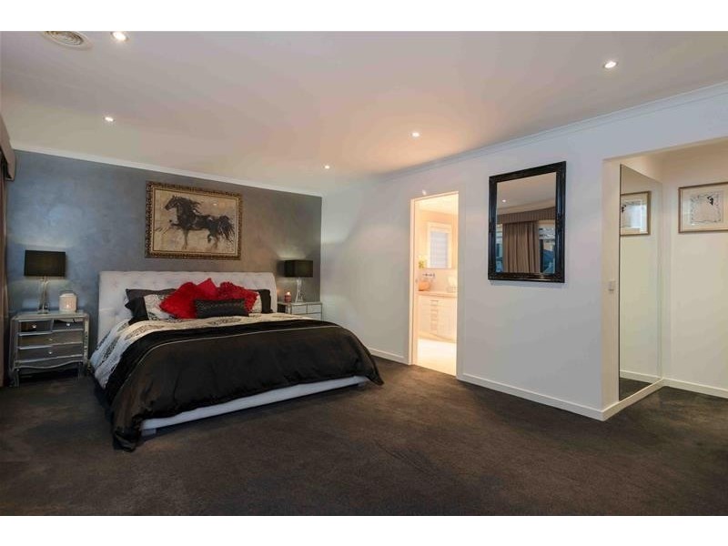 62 Loxley Boulevard, Narre Warren South VIC 3805