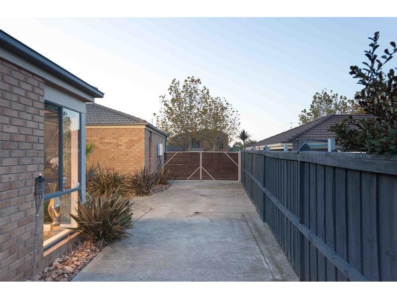 62 Loxley Boulevard, Narre Warren South VIC 3805