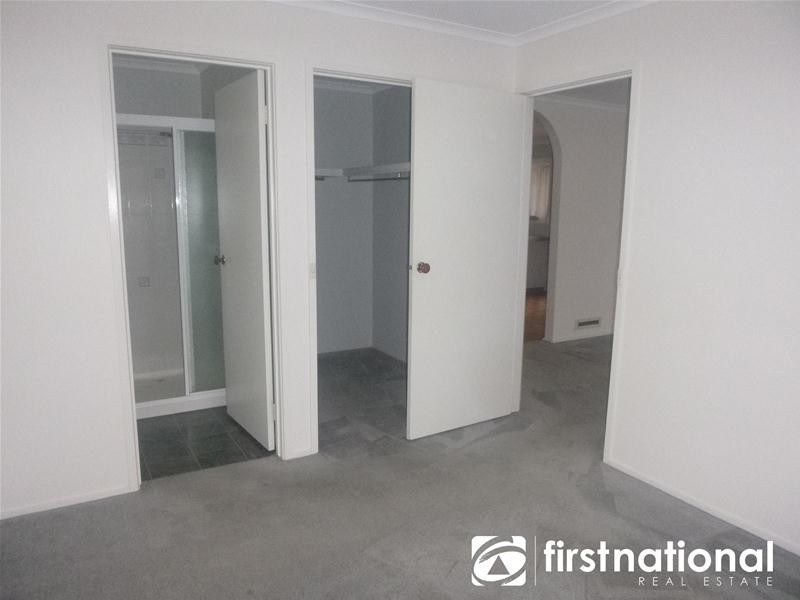 1 Ingram Close, Narre Warren VIC 3805