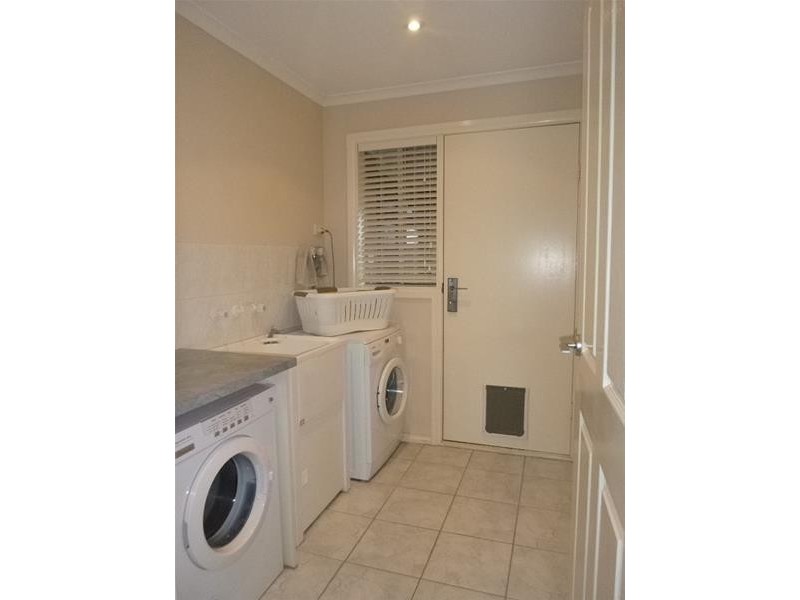 25 Innes Court, Berwick VIC 3806