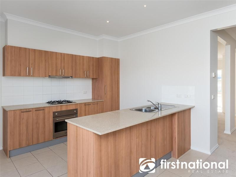 7 Hickory Drive, Narre Warren South VIC 3805