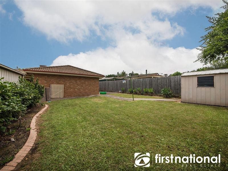 17 Amber Crescent, Narre Warren VIC 3805